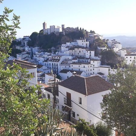 Beautiful Apartment In Duquesa Suites And Gardens Castillo de Sabinillas ภายนอก รูปภาพ