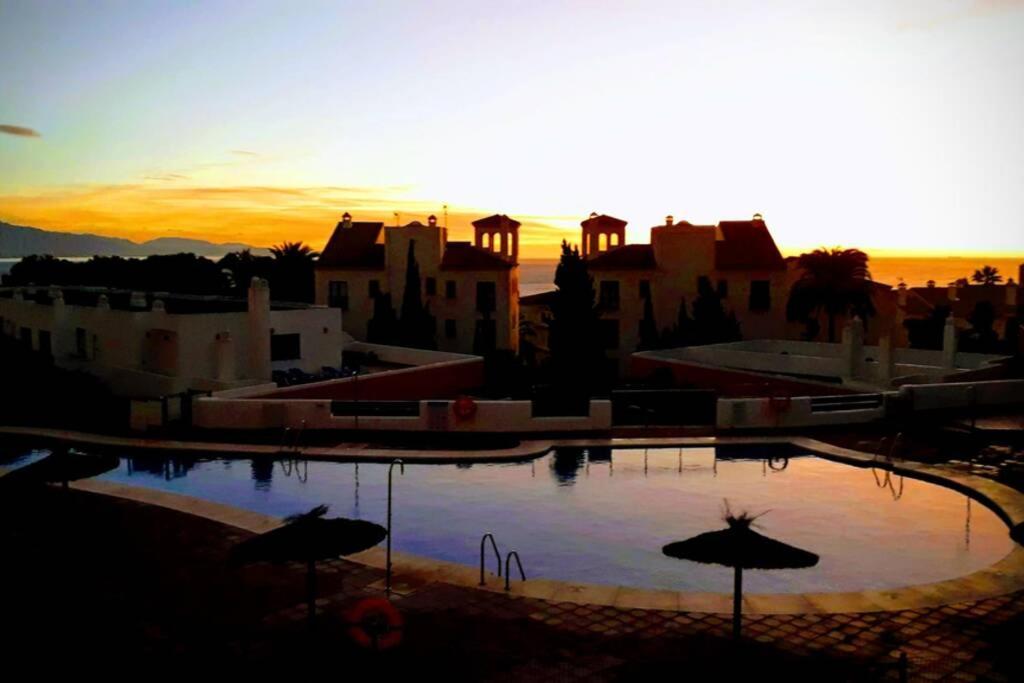 Beautiful Apartment In Duquesa Suites And Gardens Castillo de Sabinillas ภายนอก รูปภาพ