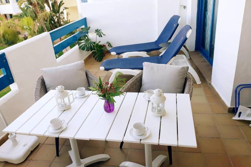 Beautiful Apartment In Duquesa Suites And Gardens Castillo de Sabinillas ภายนอก รูปภาพ